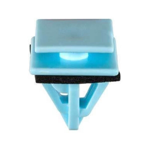 21321 Hyundai Molding Clip With Sealer.